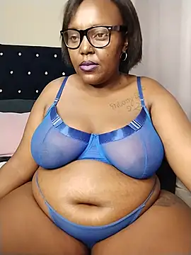 CHERRYYUMMY live cam on StripChat