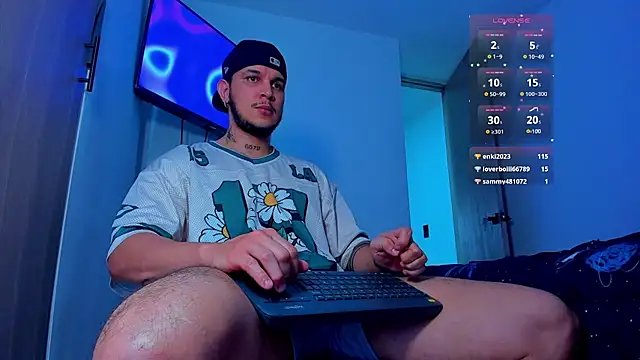 austinoficial live cam on StripChat