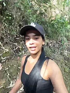 Melissa_Rendon live cam on StripChat