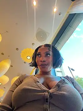___Nessa live sex cam