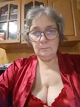 IrinaSweet54 live cam on StripChat