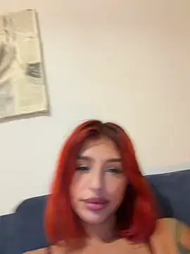 atomikitten live cam on StripChat