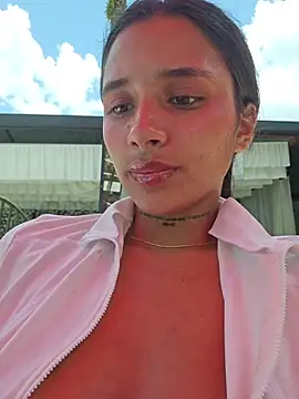 Lorena_Mcfly live cam on StripChat