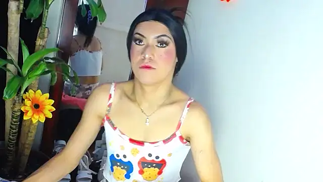 NathalialLooes live sex cam
