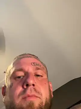 Smokebluntafterblunt live cam