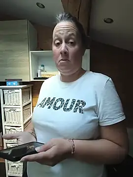 zelda252 live cam
