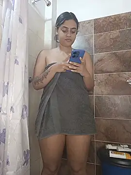 roxysoul live cam on StripChat