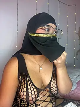 Maisa_issa live cam on StripChat