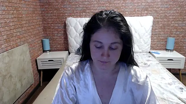 Holliy_Cooper live cam on StripChat