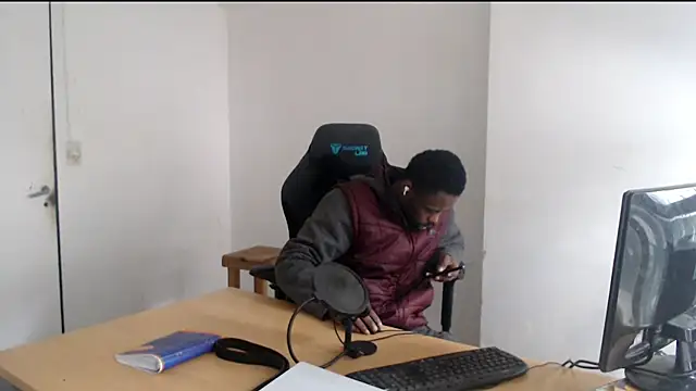 Mastertopdome live cam on StripChat