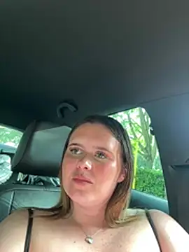 Blonde_Bunny live cam on StripChat