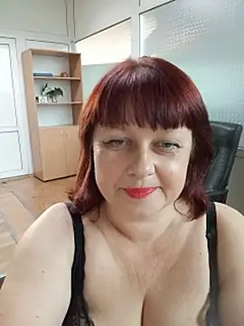 Tulip0134 live cam on StripChat