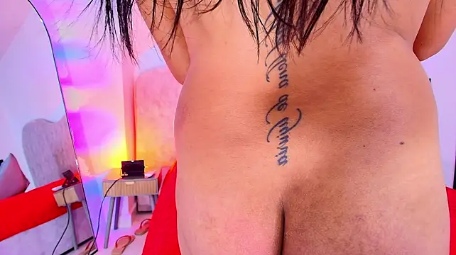 Sara_gallego live cam on StripChat