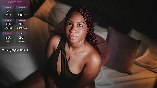 Amara_black44 live cam on StripChat