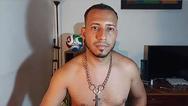 MatBrussel live cam on StripChat
