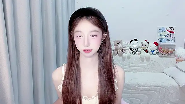 lucky-tt live cam on StripChat