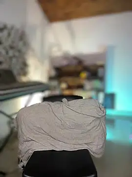 NikkiNix live cam