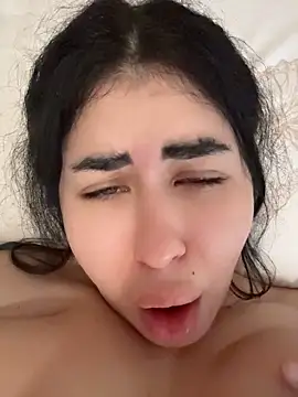 daianakimberly (F teen) - Toy control 5 min