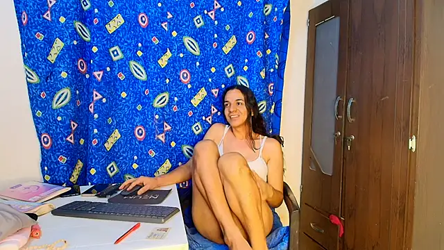 Oh_Tique live cam