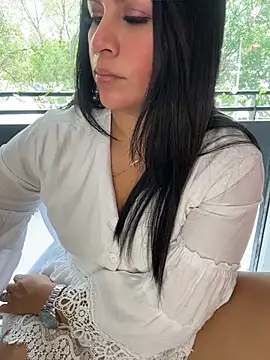 sofia_convers (F milf) - 💦🔥wet my pussy