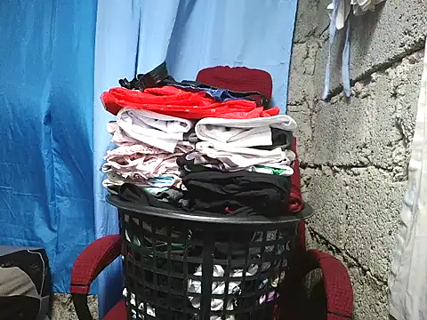 prettymomma24xx live cam