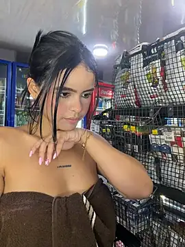 kitty_rousse01 stripchat