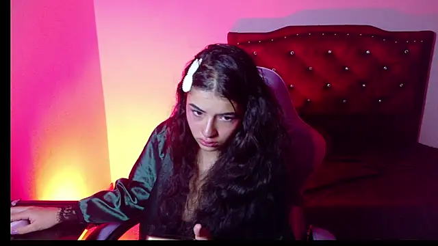 reina_neko live cam
