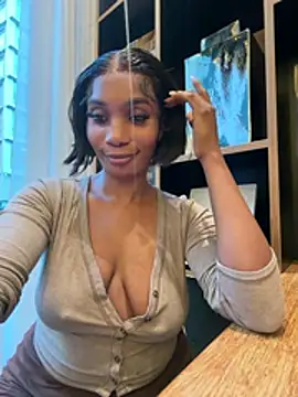 ___Nessa live cam on StripChat