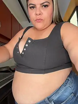 KiimBrooks live cam on StripChat