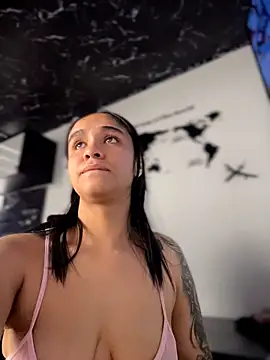 Isabella-Teen live cam