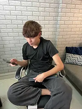 Nicola_hard