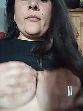 Clara_Arg live cam