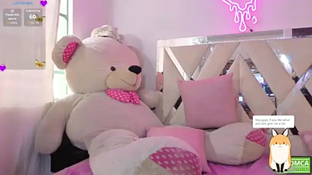 MILAH_TAY live cam on StripChat