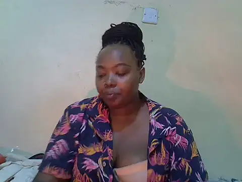 big_bootty96 live cam on StripChat