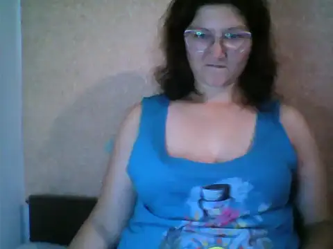 Oliviiaa_Valter live cam on StripChat