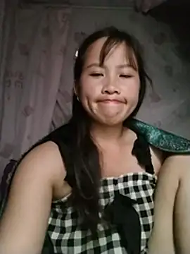 Yo-must live cam on StripChat