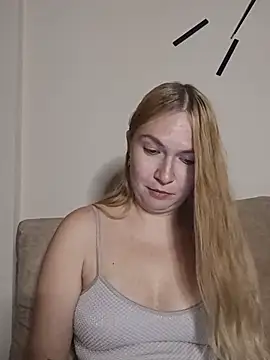 KisaVixen live cam on StripChat