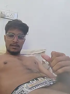 Rockooo0 live cam on StripChat