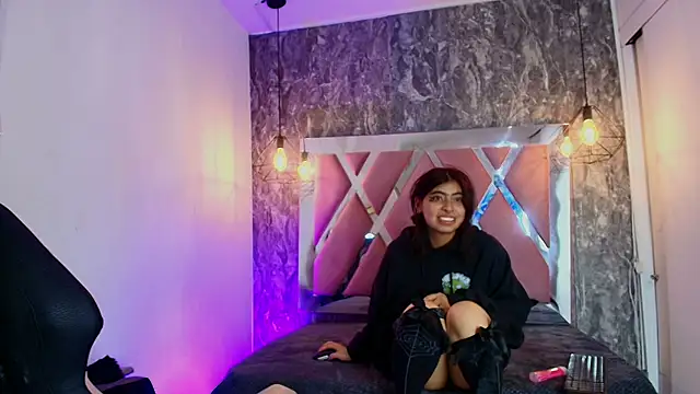 _Angel_dustt live cam on StripChat