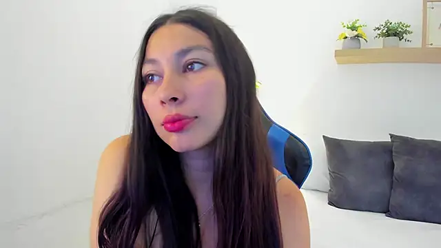 bella_99_ live cam on StripChat