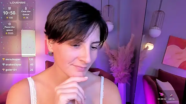 LorenDaze live cam on StripChat