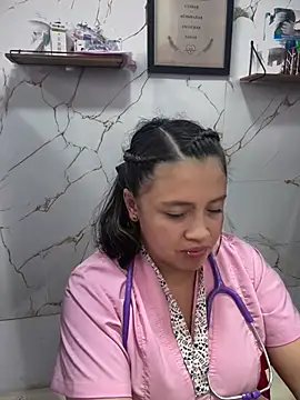 Melany-1 live cam on StripChat