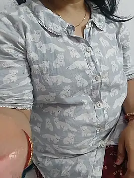 ritika_kushwaha live cam on StripChat