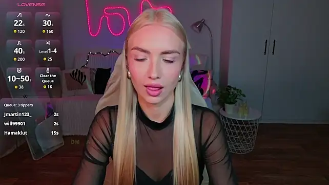 TessaGrays live cam on StripChat
