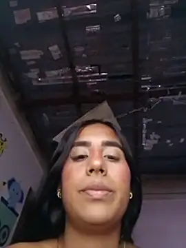 sophia_ale live cam on StripChat