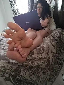 Miss_Carmilla live cam on StripChat