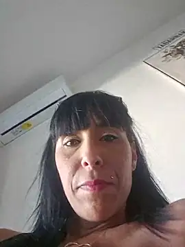 misscectito13 live cam on StripChat