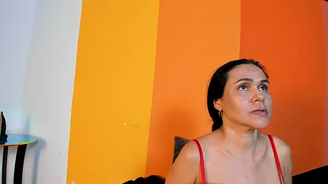gaialewis live cam on StripChat
