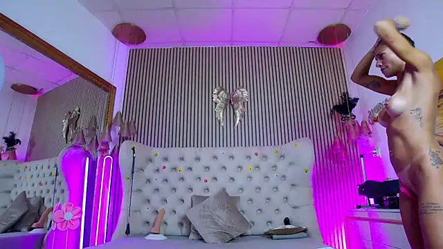 PlayfulShow live sex cam