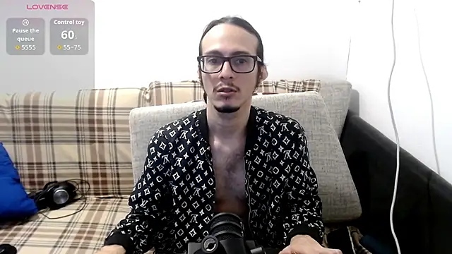 cholitohermoso Momentaufnahme des Live-Raums auf Stripchat